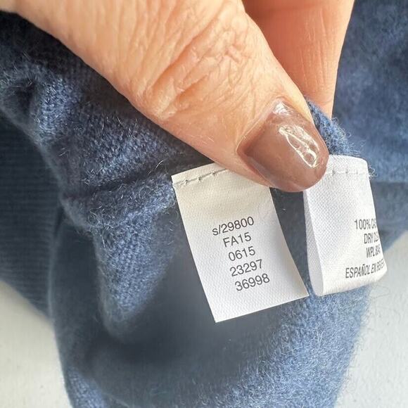 Club Room 100% Cashmere Sweater Men Large  V Neck Blue Preppy Bus Casual Large L - Picture 6 of 6